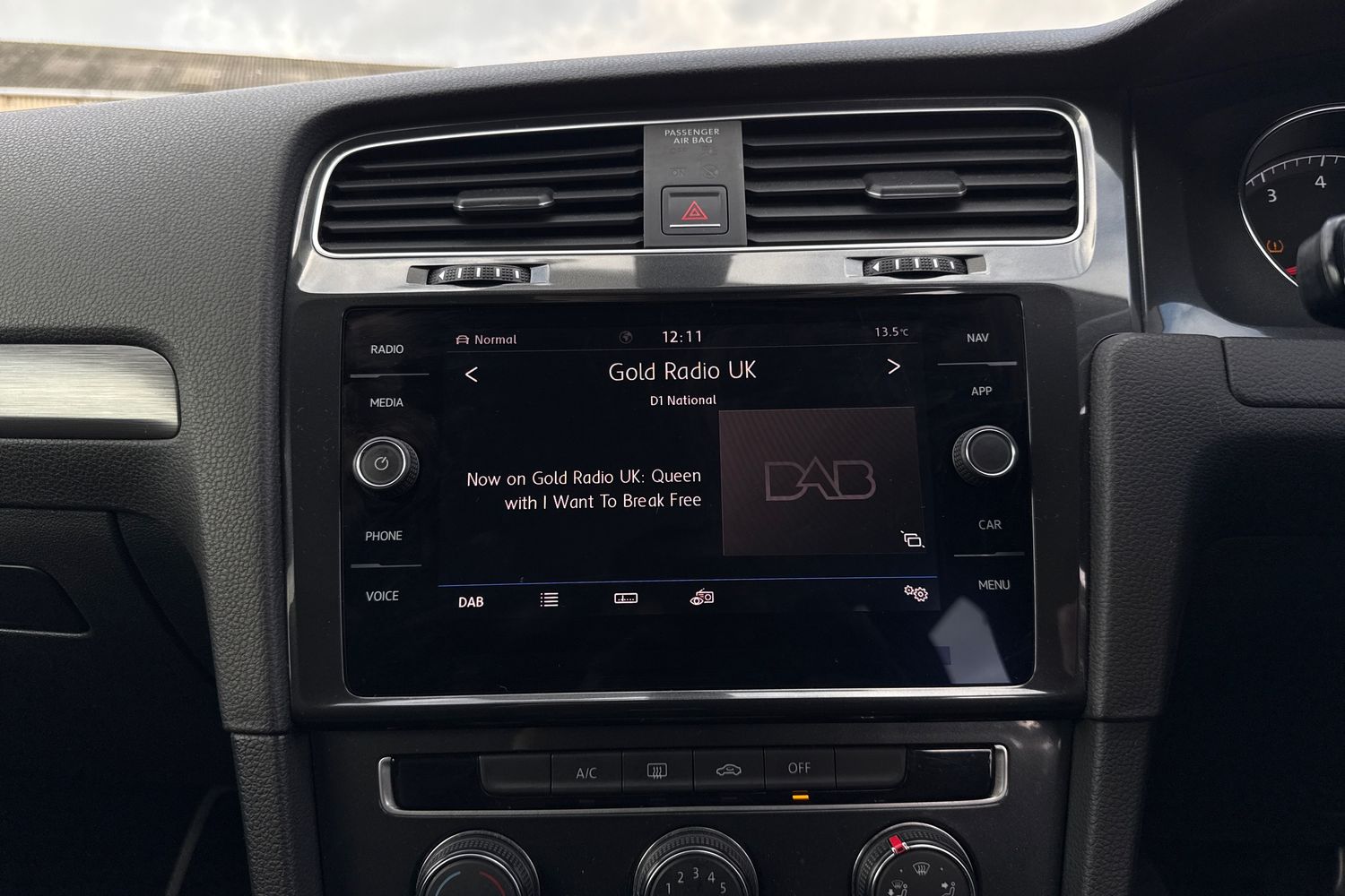 Used Volkswagen Golf 2017 for sale - 76232434: Photo 6