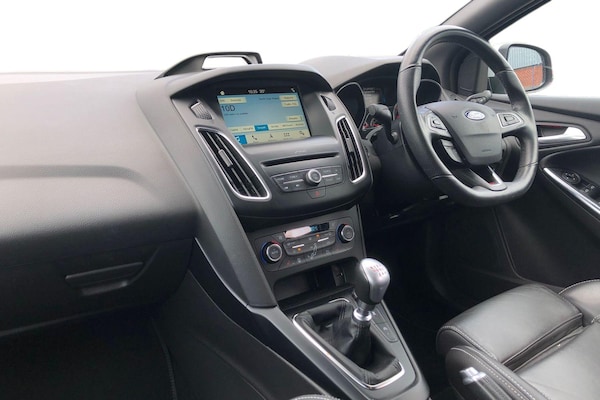 Used Ford Focus 2018 for sale - 75283735: Photo 4
