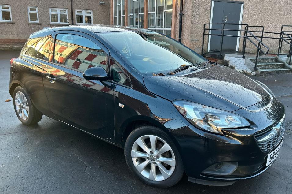 Used Vauxhall Corsa 2017 for sale - 76629970: Photo 1