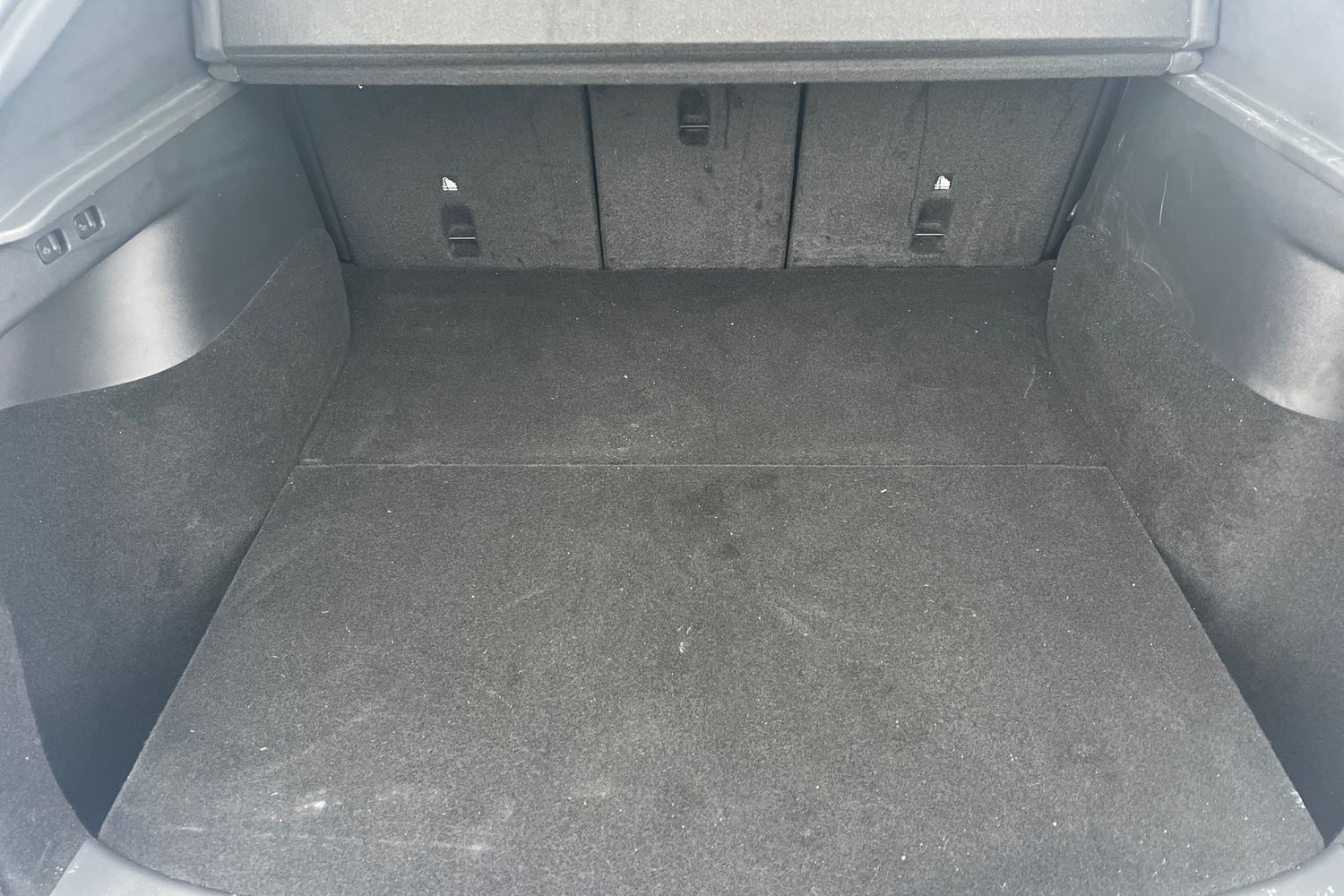 Used Tesla Model Y 2023 for sale - 77914390: Photo 18