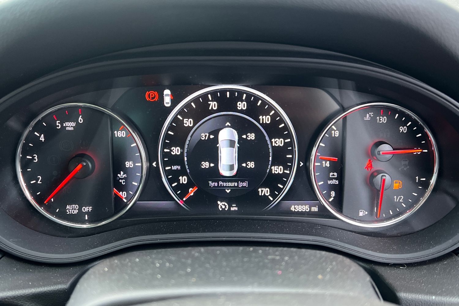 Used Vauxhall Insignia 2017 for sale - 76844650: Photo 16