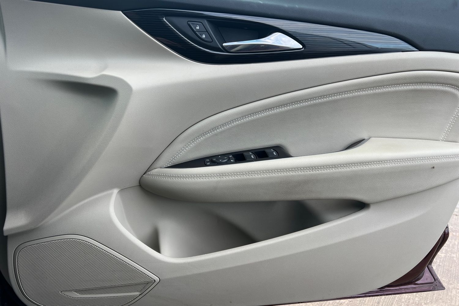 Used Vauxhall Insignia 2017 for sale - 76844650: Photo 19