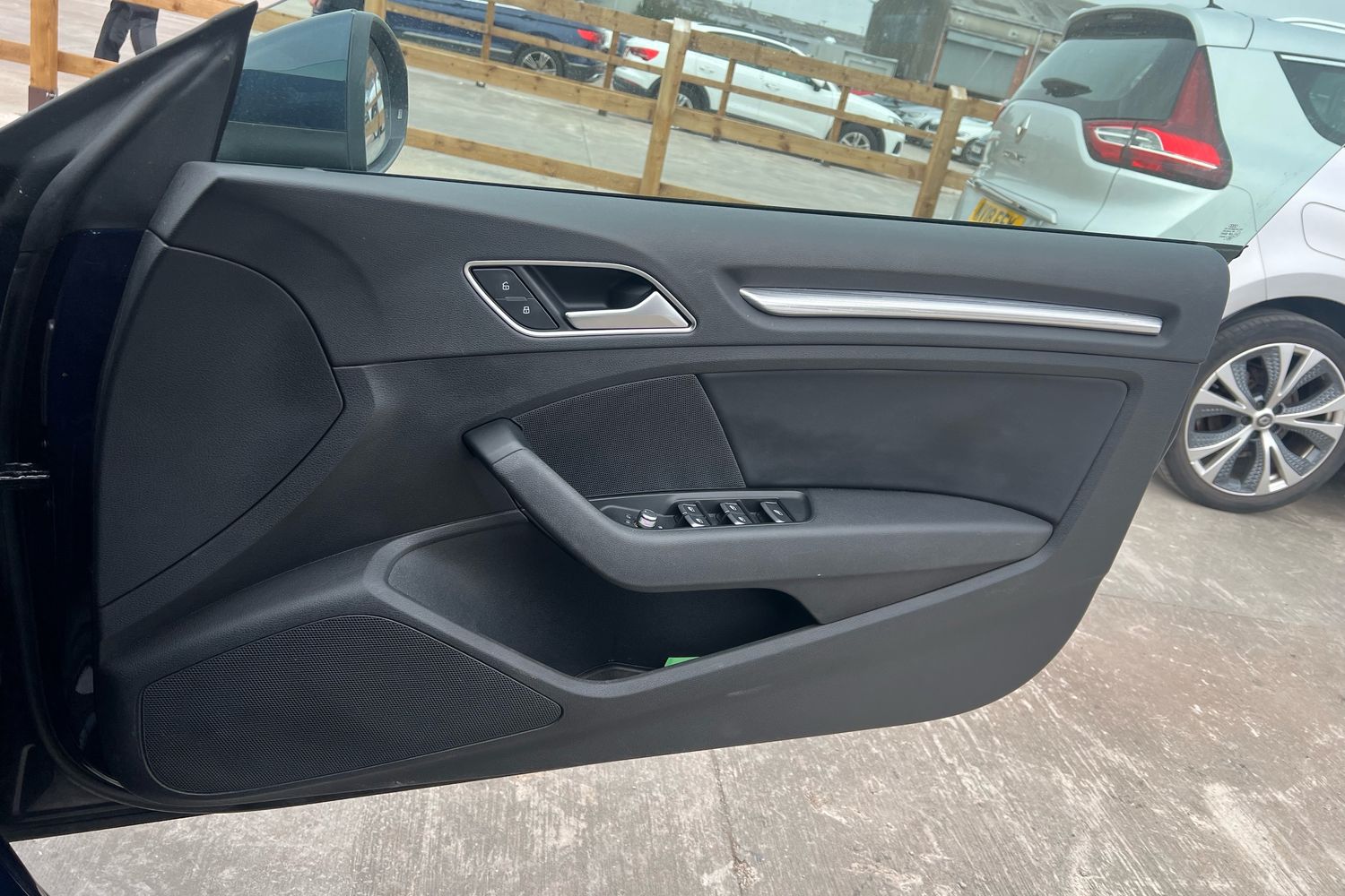 Used Audi A3 2017 for sale - 75962505: Photo 11