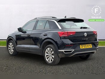 Used Volkswagen T-Roc 2020 for sale - 77515187: Photo