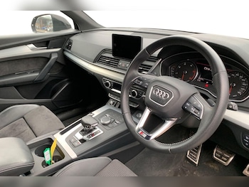 Used Audi Q5 2019 for sale - 77758379: Photo