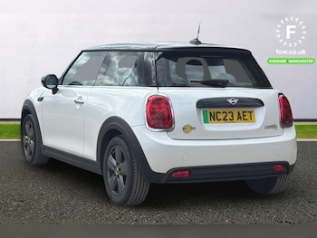 Used MINI Hatch 2023 for sale - 79423742: Photo