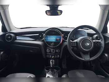 Used MINI Hatch 2023 for sale - 79423742: Photo