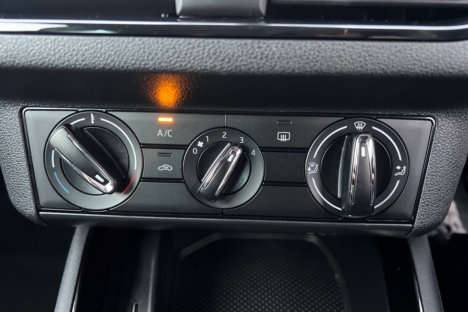 Used Skoda Kamiq 2023 for sale - 76718537: Photo 13