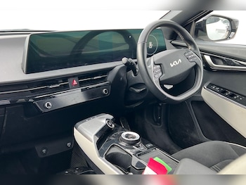 Used Kia EV6 2022 for sale - 78218399: Photo