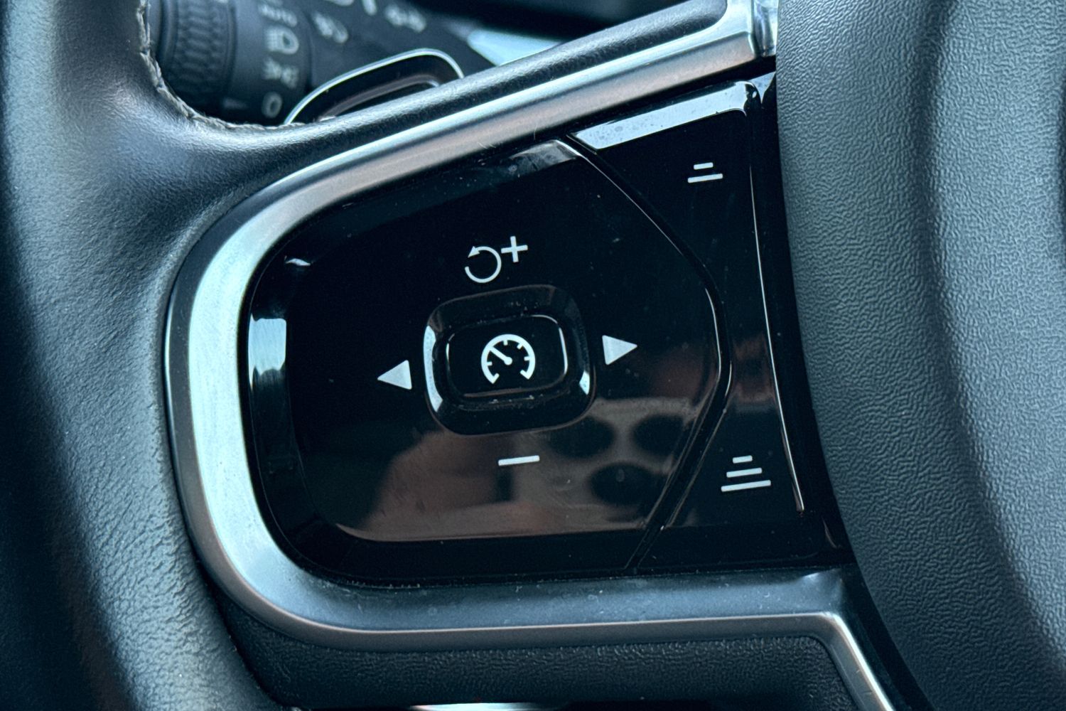 Used Volvo S60 2019 for sale - 76938353: Photo 10