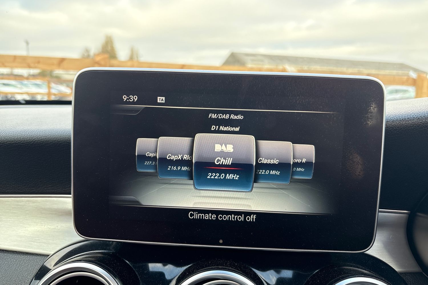 Used Mercedes-Benz C Class 2017 for sale - 77179174: Photo 6