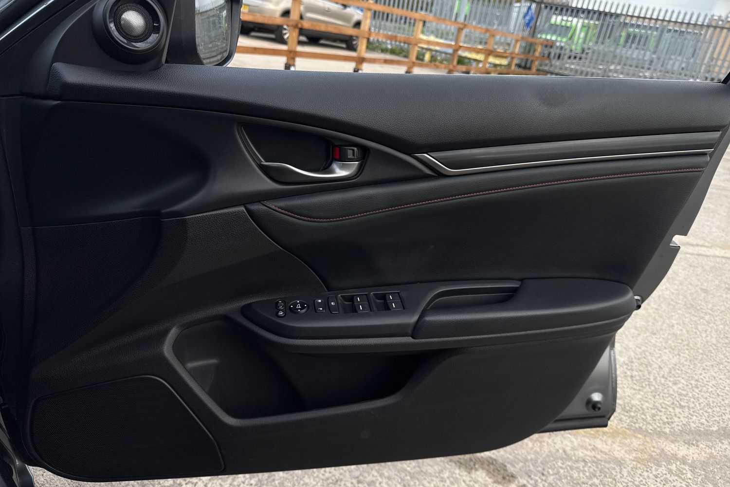 Used Honda Civic 2020 for sale - 76334517: Photo 12