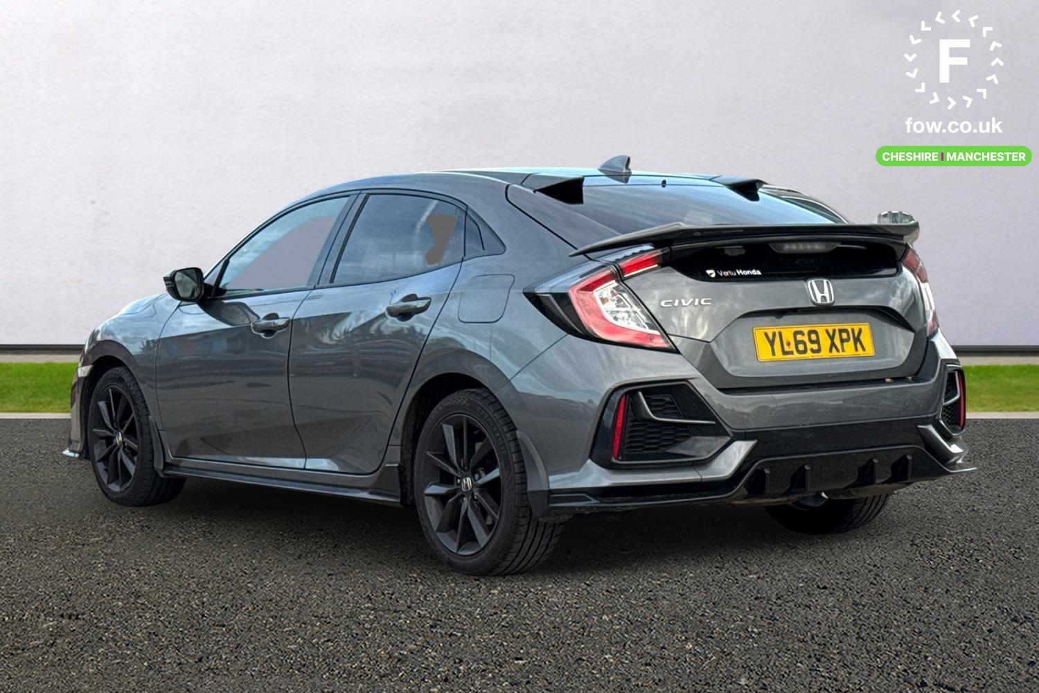 Used Honda Civic 2020 for sale - 76334517: Photo 2
