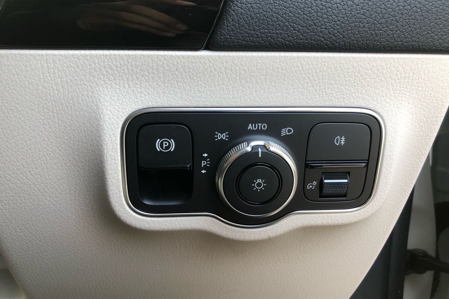 Used Mercedes-Benz EQA 2022 for sale - 76438858: Photo 10