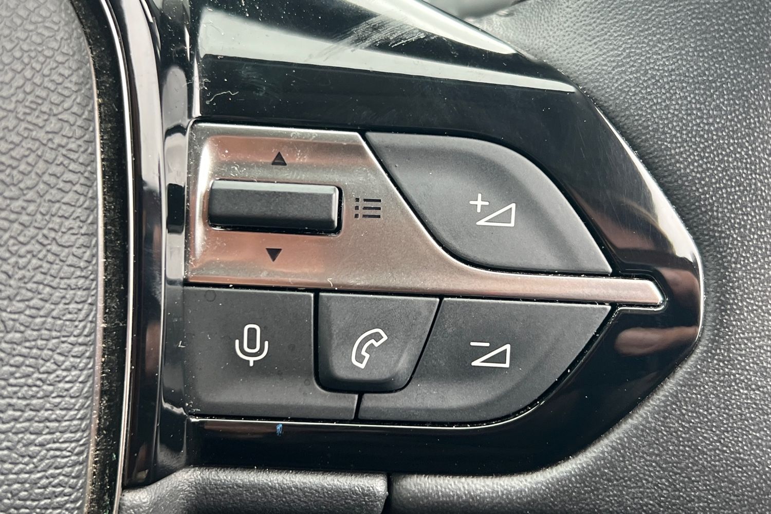 Used Peugeot 308 2022 for sale - 77774101: Photo 10