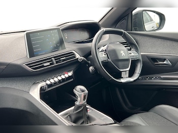 Used Peugeot 5008 2019 for sale - 79266451: Photo