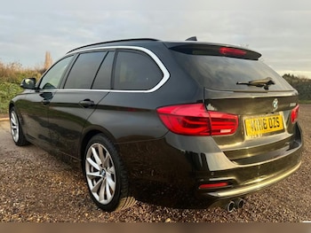 Used BMW 3 Series 2016 for sale - 77123722: Photo