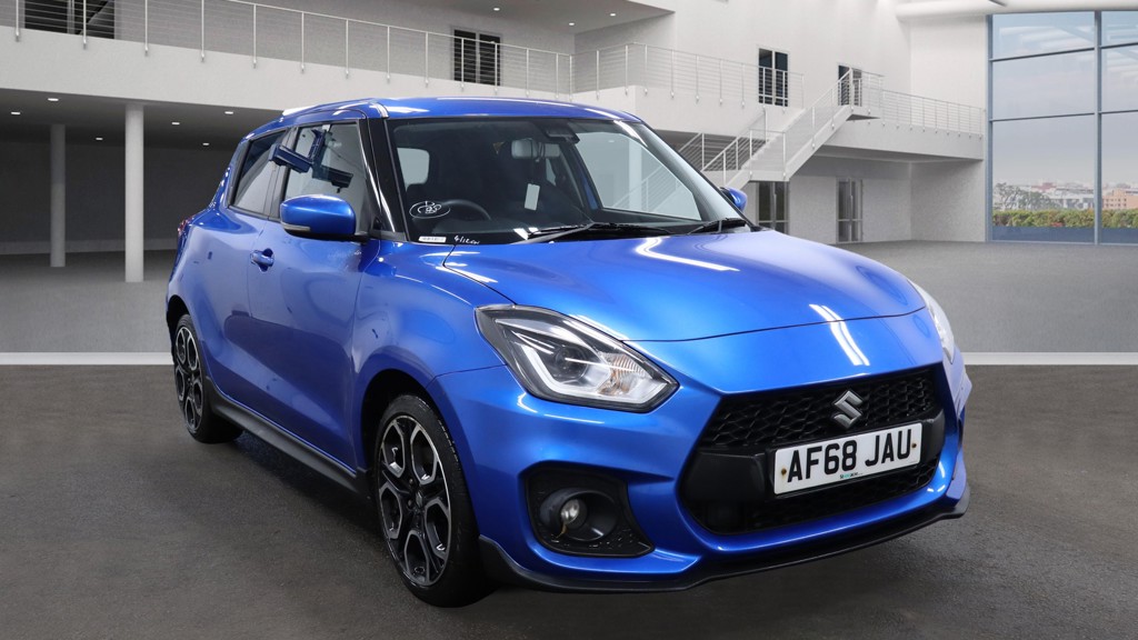 Used Suzuki Swift 2018 for sale - 76902577: Photo 1