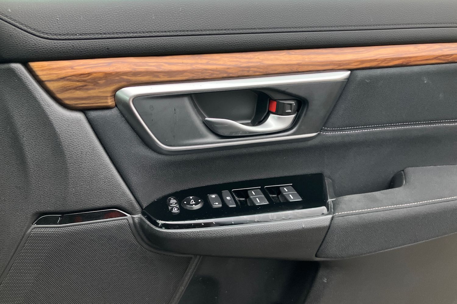 Used Honda CR-V 2018 for sale - 76968147: Photo 21