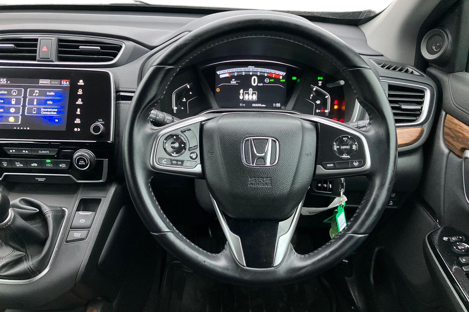 Used Honda CR-V 2018 for sale - 76968147: Photo 5