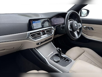 Used BMW 3 Series 2021 for sale - 79124200: Photo