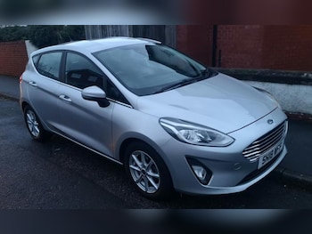 Used Ford Fiesta 2018 for sale - 77282187: Photo