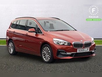 2019 - 220i Luxury 5dr DCT