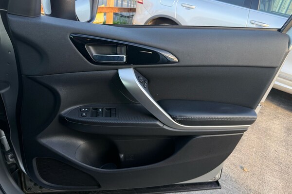 Used Mitsubishi Eclipse Cross 2019 for sale - 75655372: Photo 12