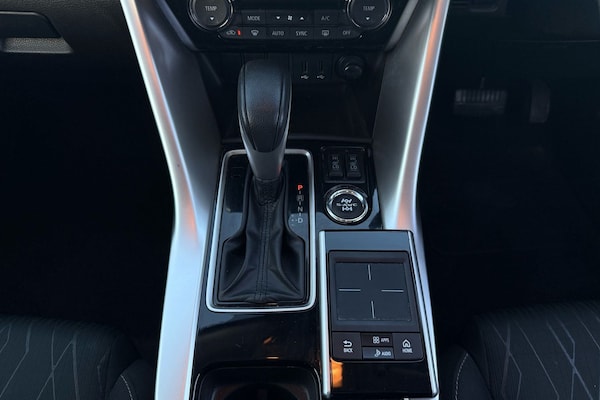 Used Mitsubishi Eclipse Cross 2019 for sale - 75655372: Photo 8