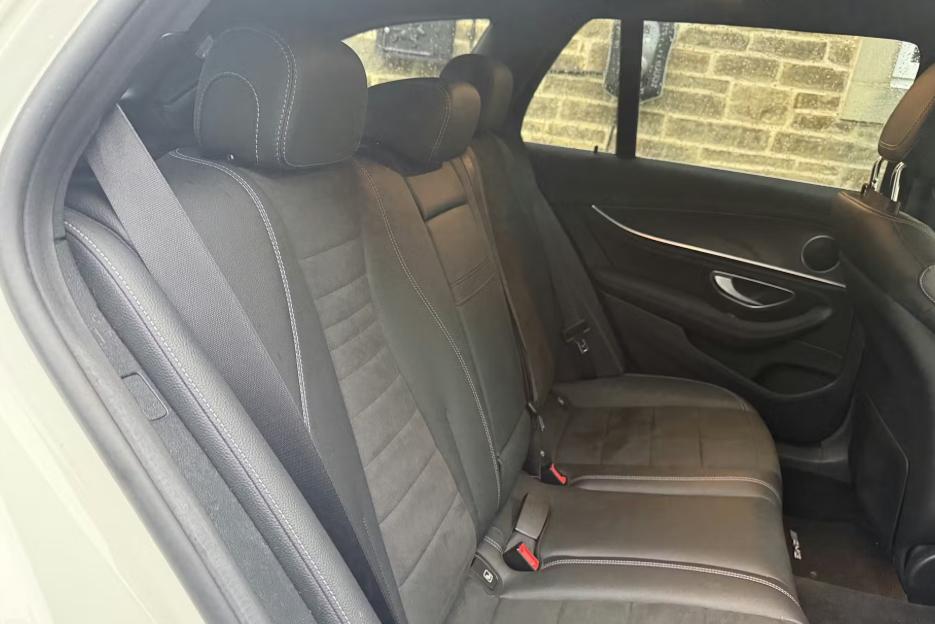 Used Mercedes-Benz E Class 2020 for sale - 77334330: Photo 4