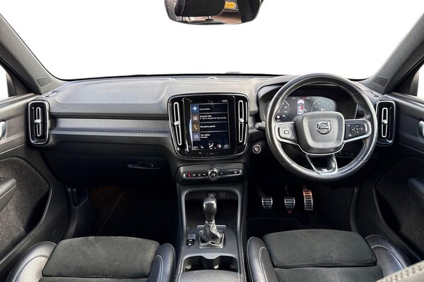 Used Volvo XC40 2019 for sale - 76324001: Photo 3