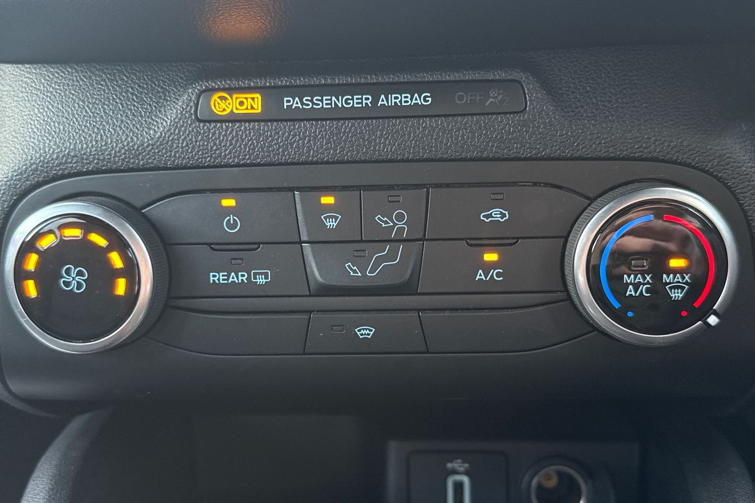 Used Ford Focus 2018 for sale - 76876084: Photo 10