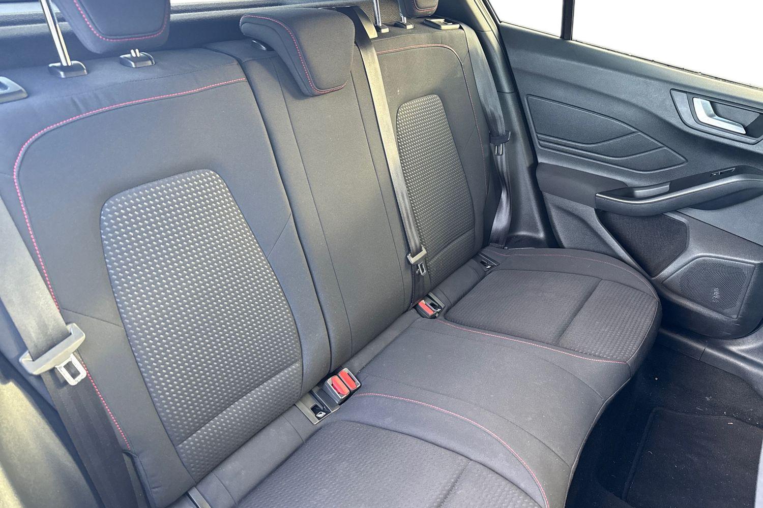 Used Ford Focus 2018 for sale - 76876084: Photo 19