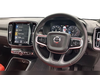 Used Volvo XC40 2020 for sale - 78341428: Photo