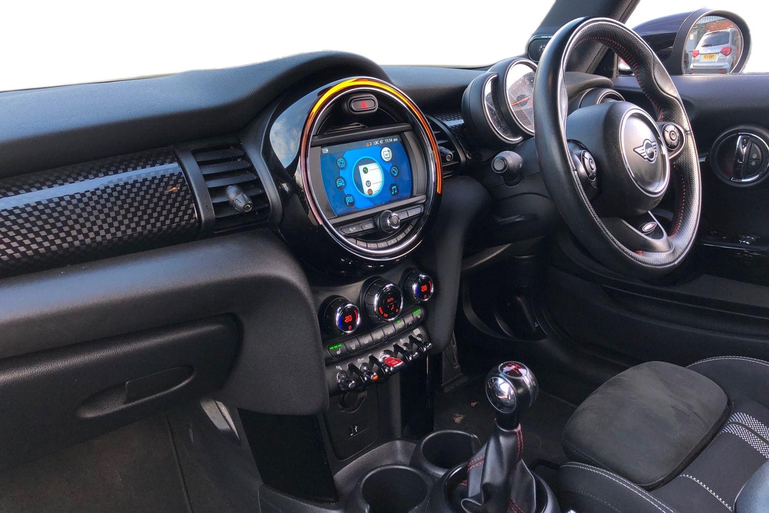 Used MINI Hatch 2019 for sale - 77774139: Photo 4