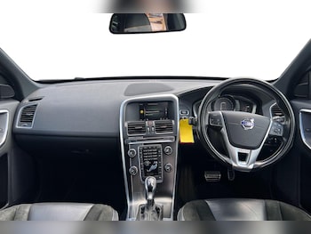 Used Volvo XC60 2017 for sale - 79473898: Photo