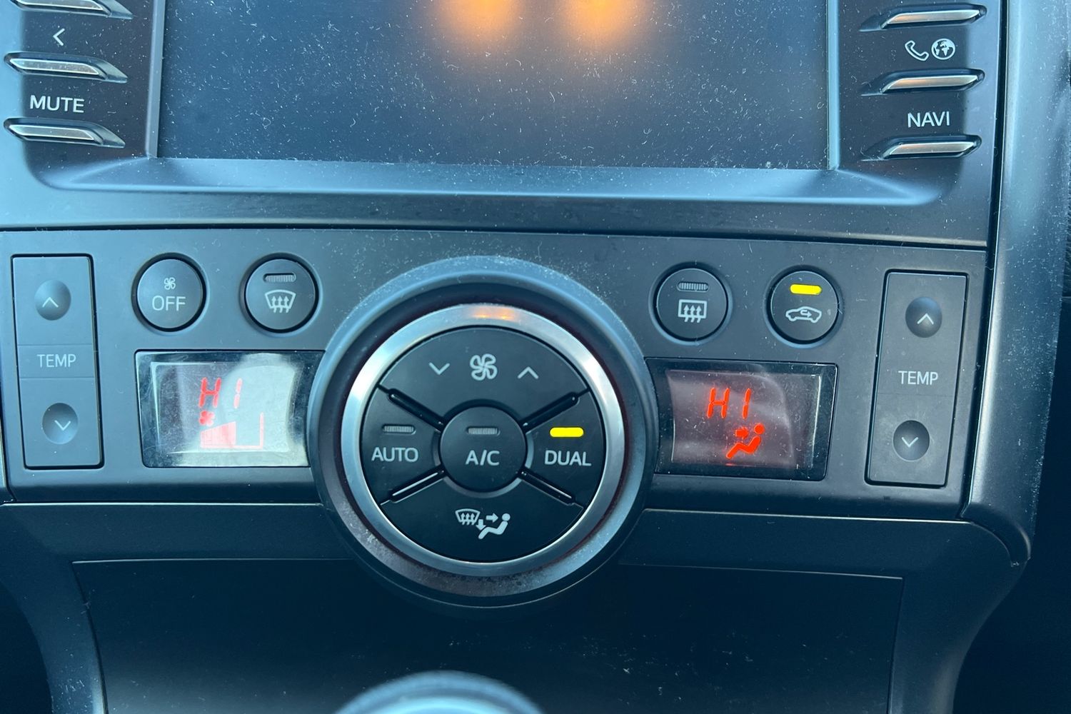 Used Toyota Verso 2018 for sale - 77593589: Photo 9