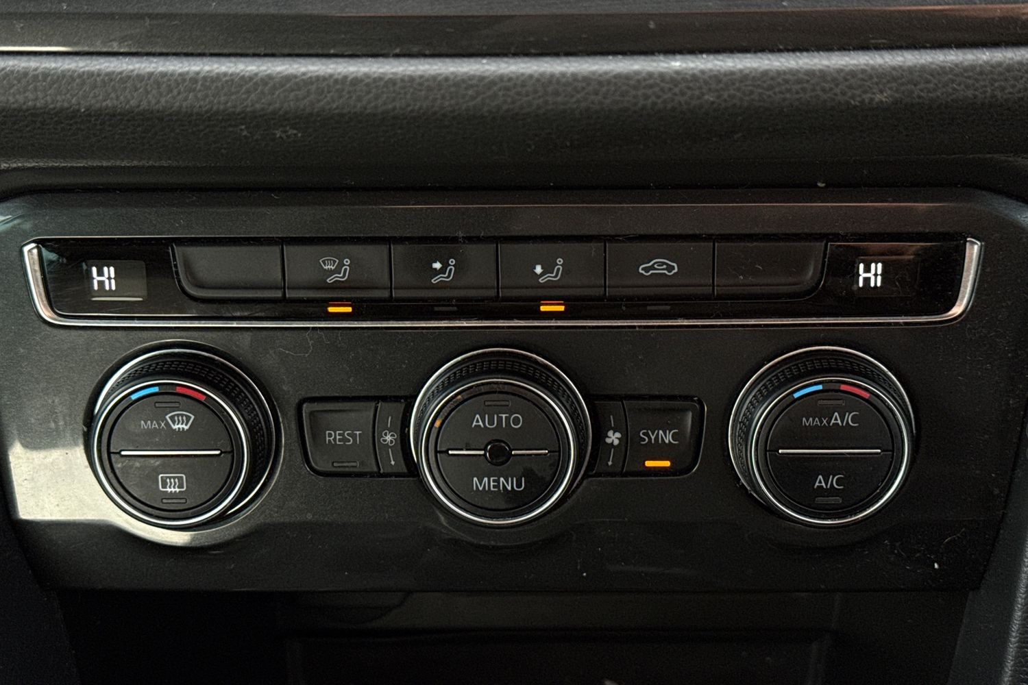 Used Volkswagen Tiguan 2018 for sale - 77473097: Photo 10