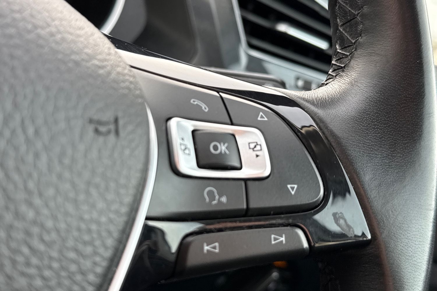 Used Volkswagen Tiguan 2018 for sale - 77473097: Photo 12