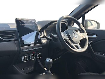 Used Renault Captur 2022 for sale - 79104784: Photo