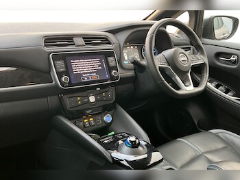 Used Nissan Leaf 2022 for sale - 77527481: Photo