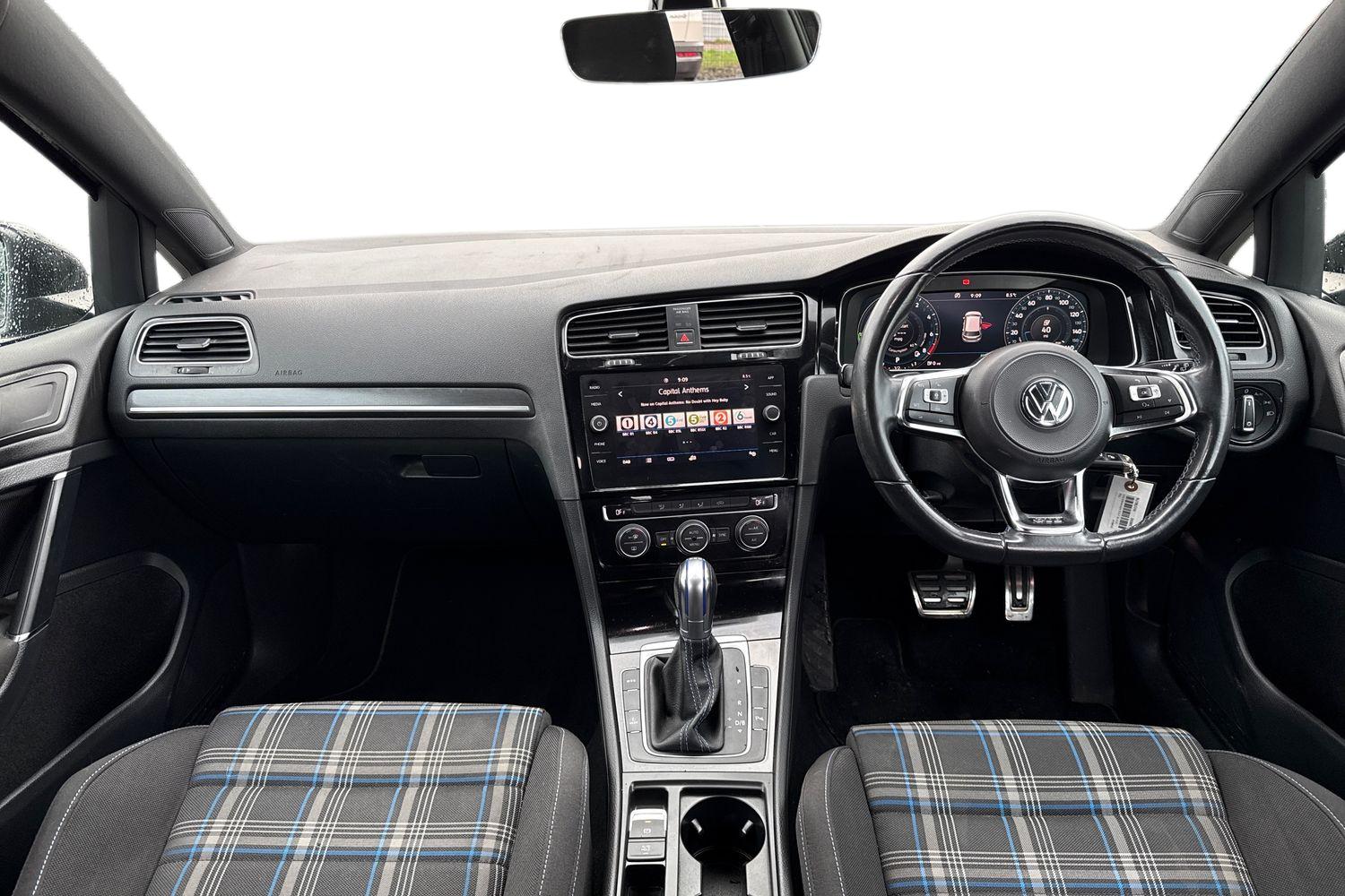 Used Volkswagen Golf 2018 for sale - 77233377: Photo 3