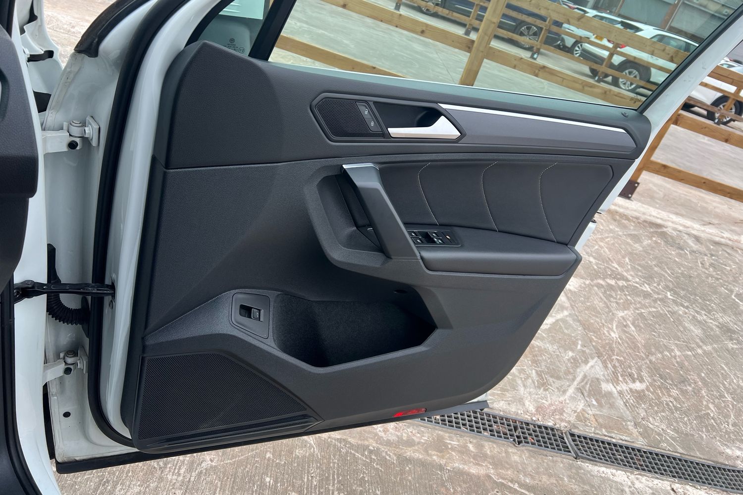 Used Volkswagen Tiguan 2019 for sale - 76253342: Photo 11