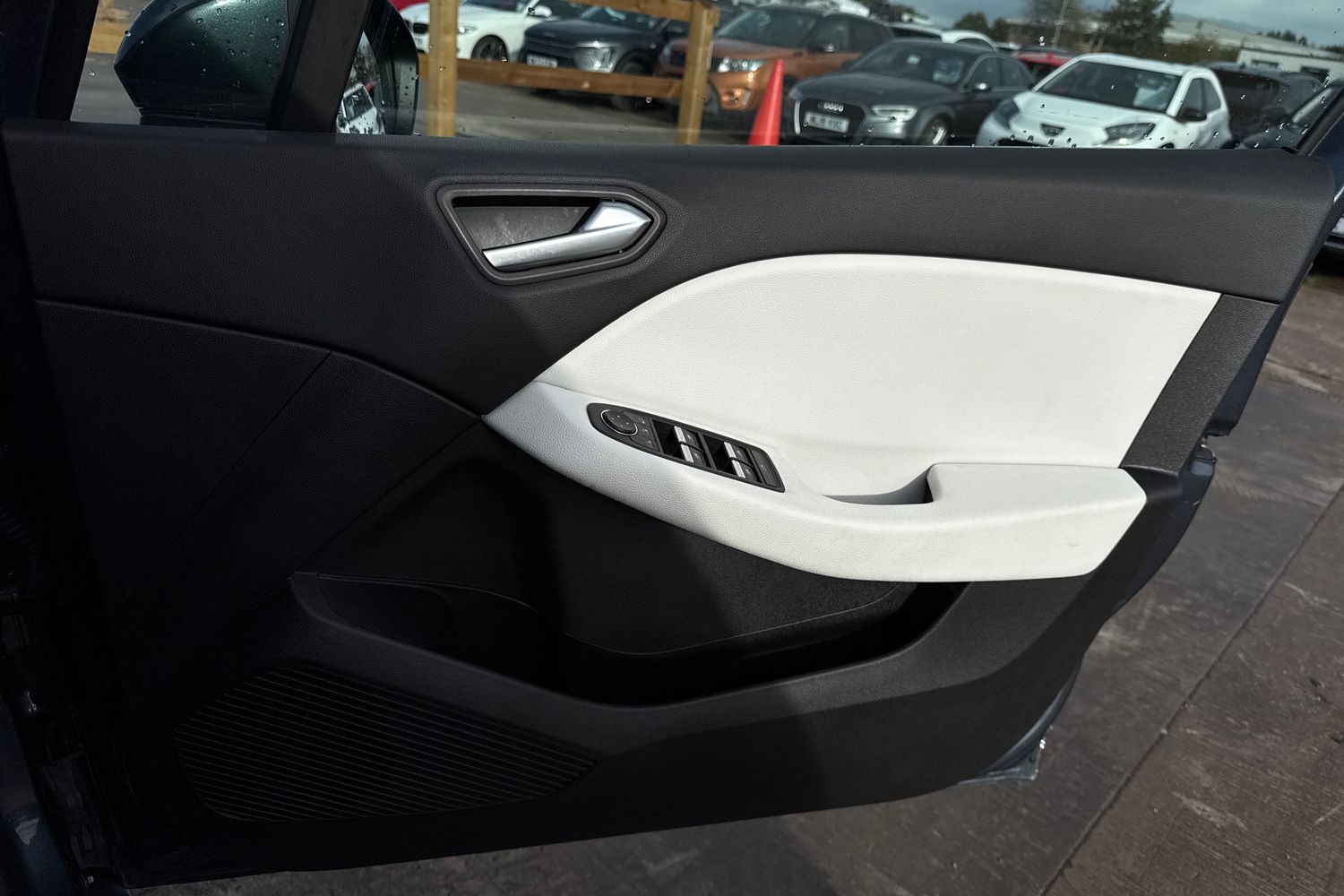 Used Renault Clio 2020 for sale - 76353123: Photo 12