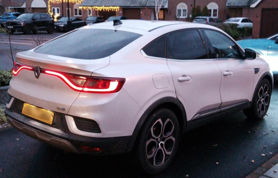 Used Renault Arkana 2022 for sale - 76961602: Photo 2