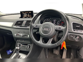 Used Audi Q3 2017 for sale - 78251841: Photo