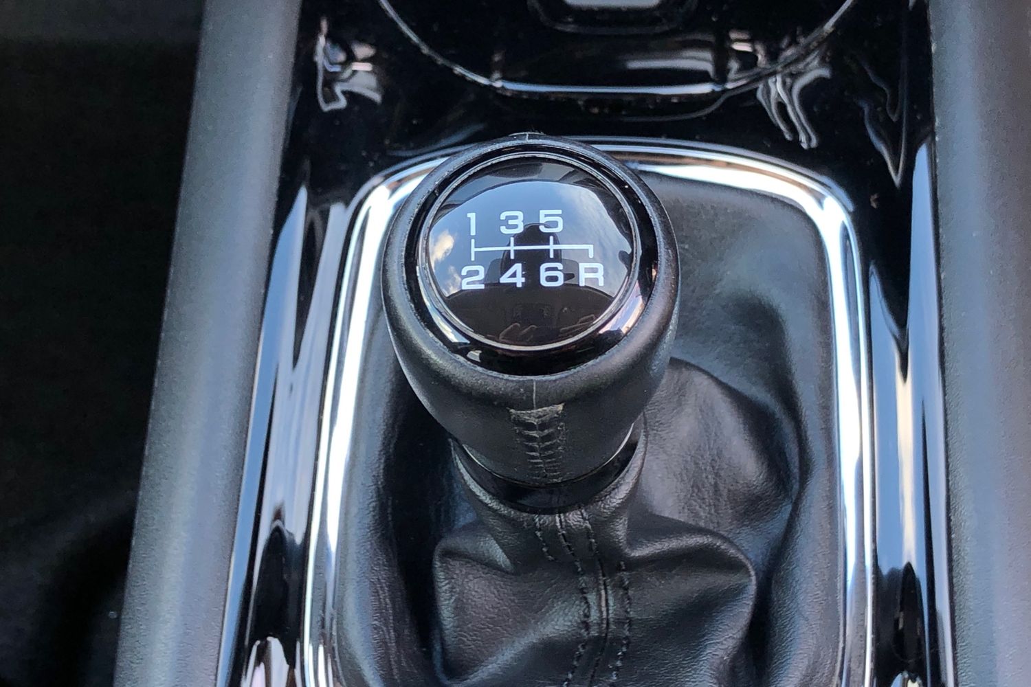 Used Honda HR-V 2018 for sale - 76368701: Photo 13