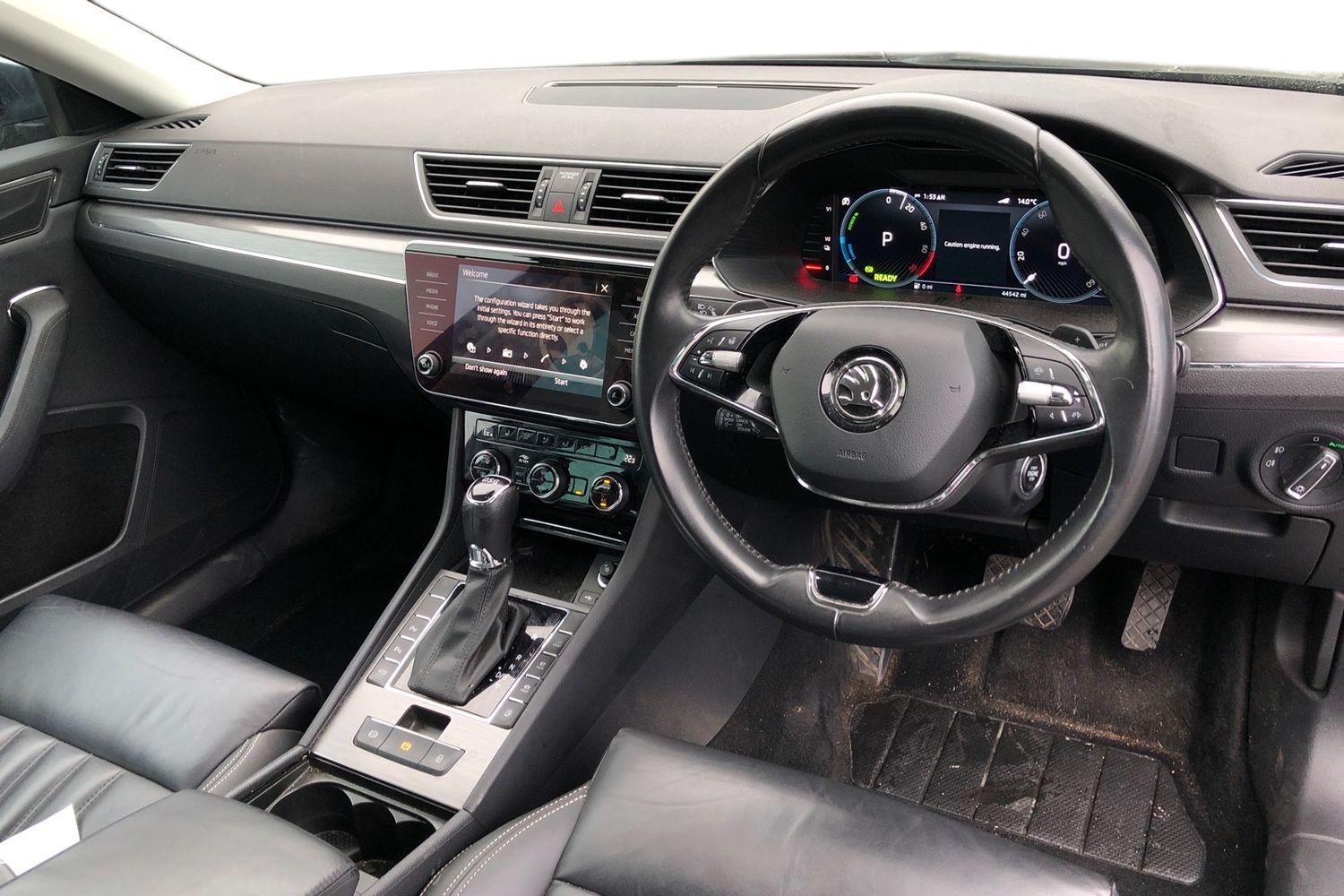 Used Skoda Superb 2021 for sale - 76718486: Photo 3