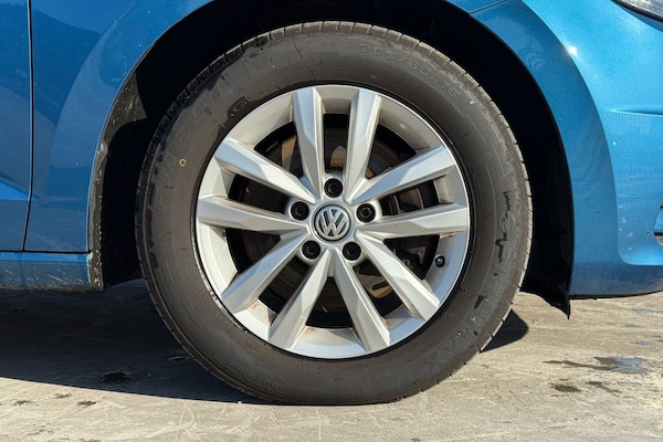 Used Volkswagen Touran 2017 for sale - 75627945: Photo 16