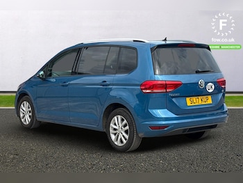 Used Volkswagen Touran 2017 for sale - 75627945: Photo